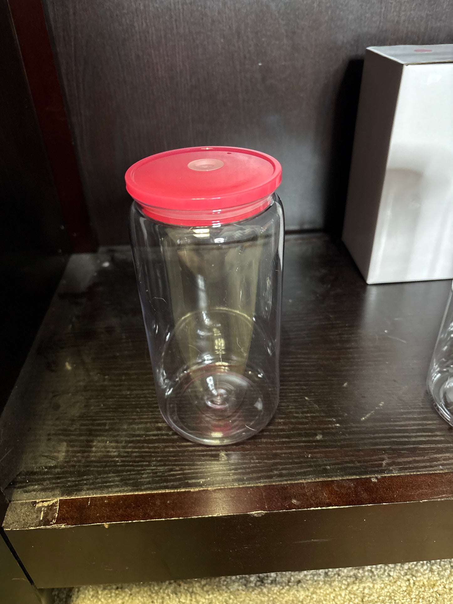 16 oz regular Plastic Cups NOT SNOW GLOBE
