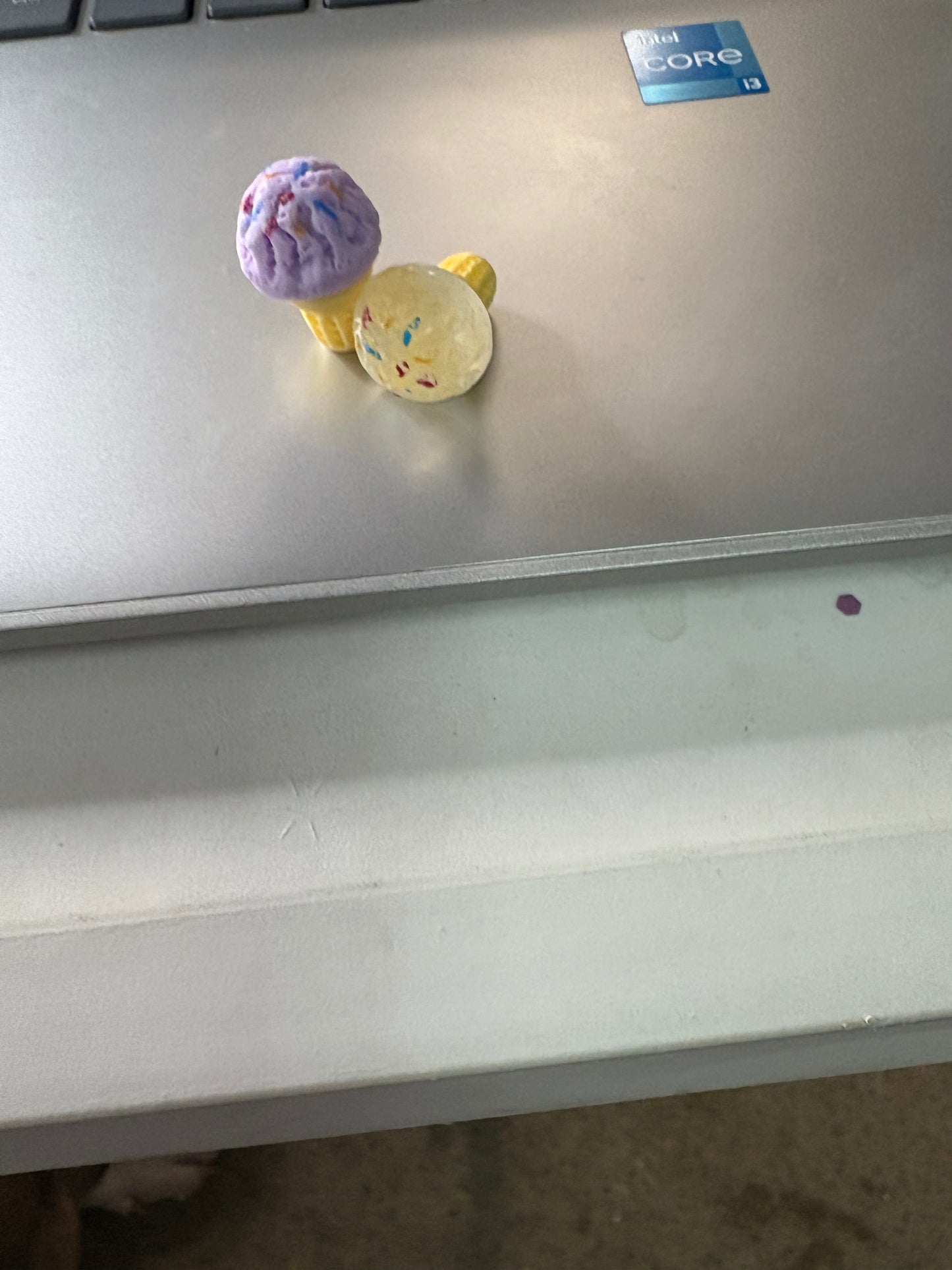 Blank Lid Decorations