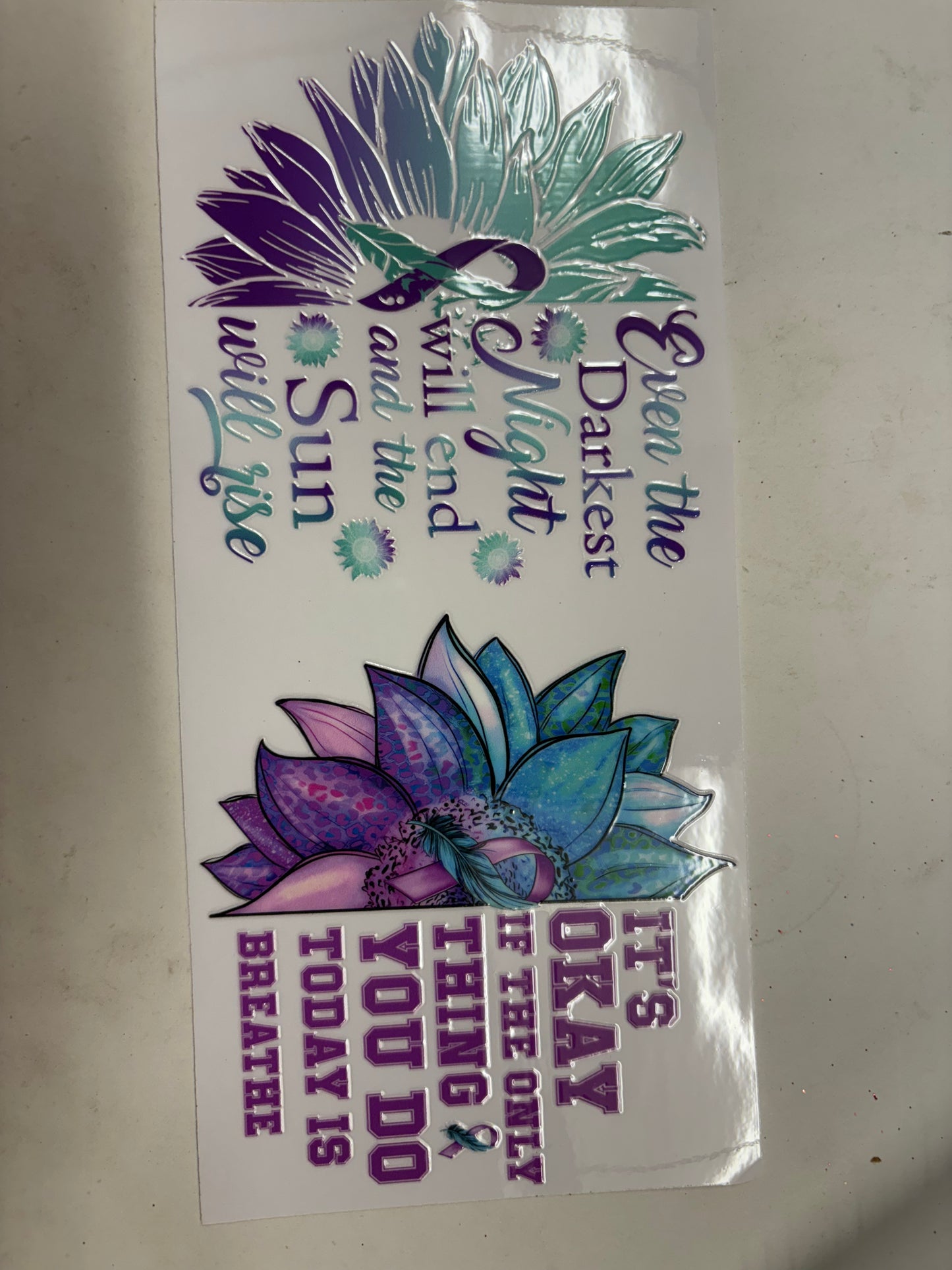Awareness/Cancer ribbons