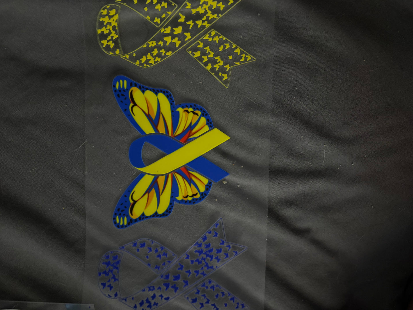Awareness/Cancer ribbons