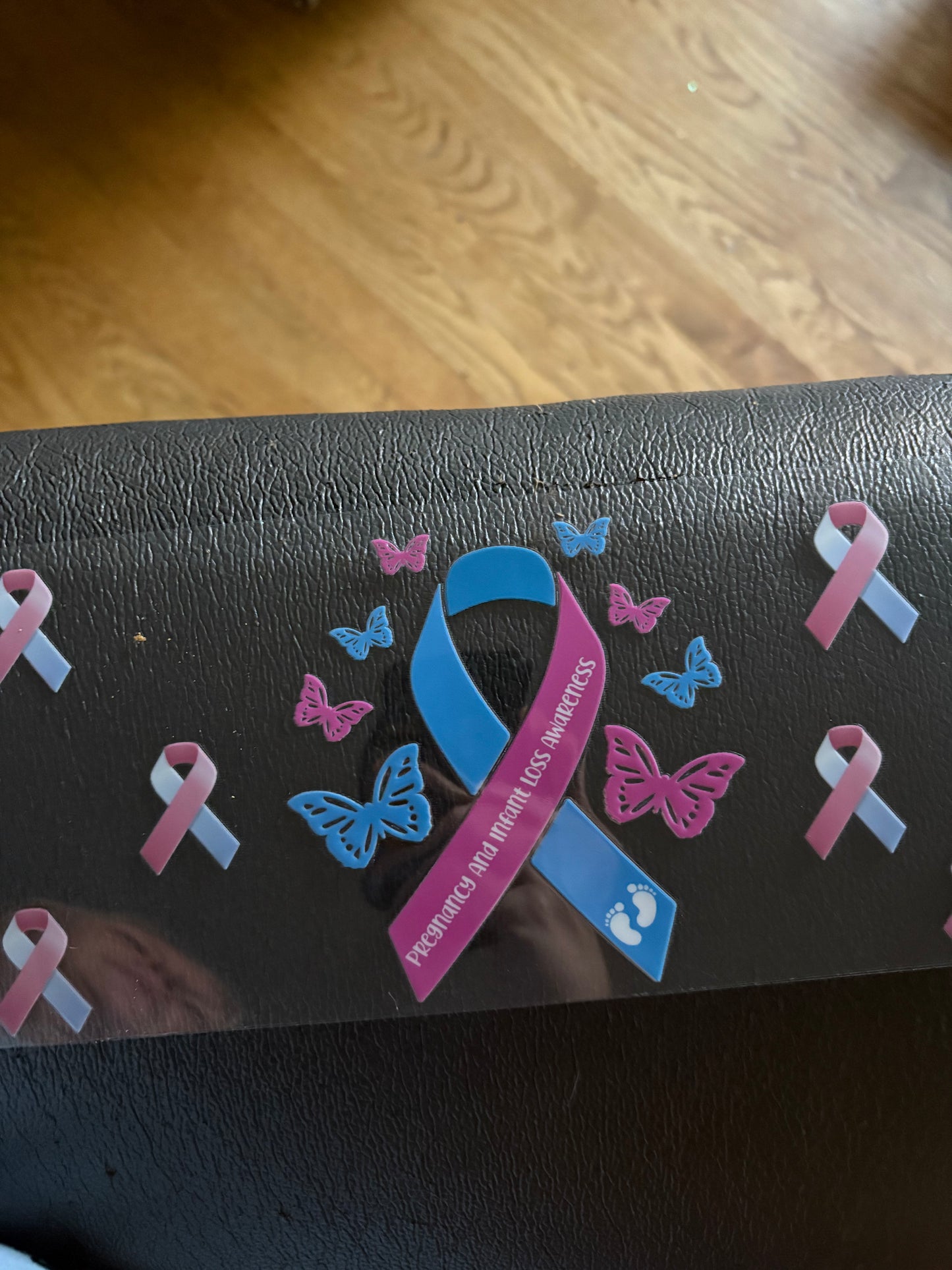 Awareness/Cancer ribbons